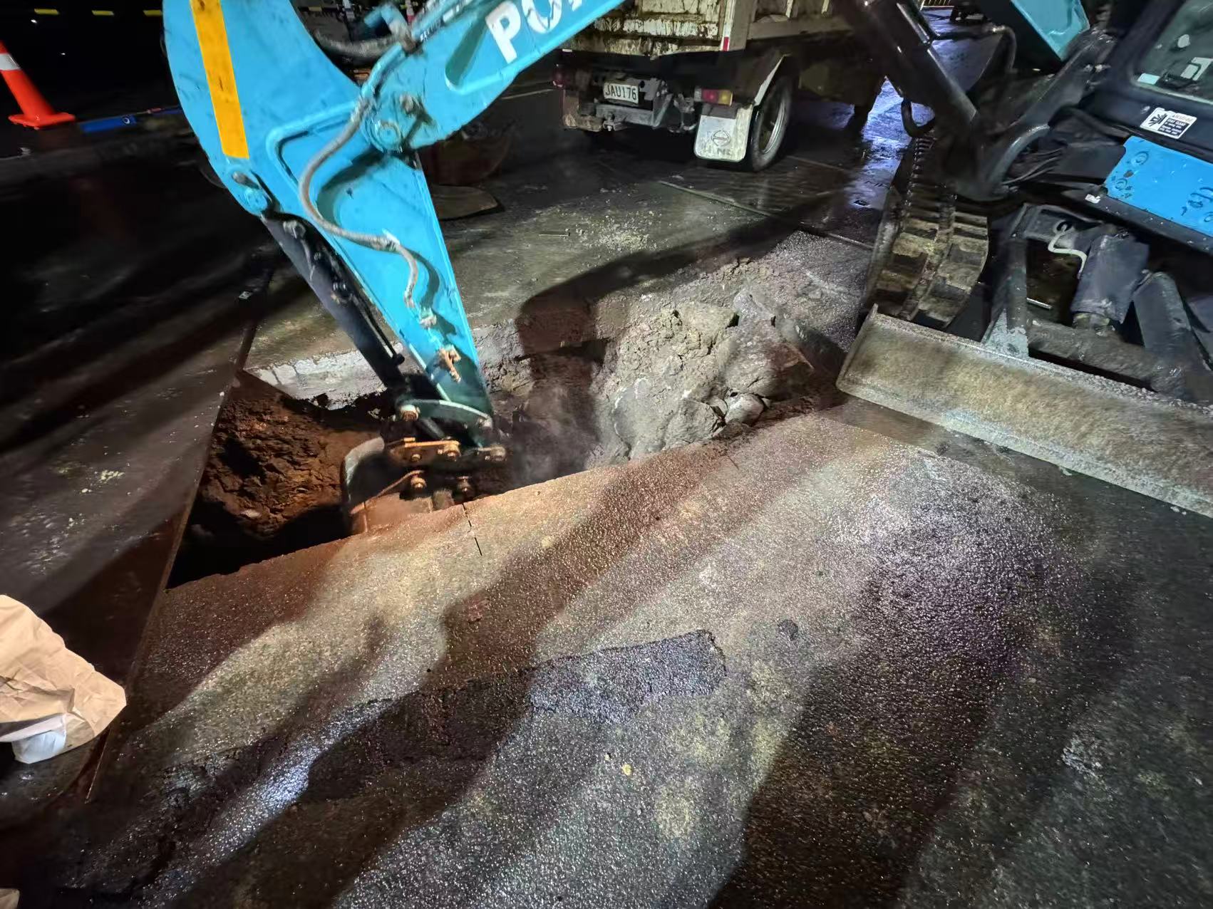 Public drainage excavation by SLINE