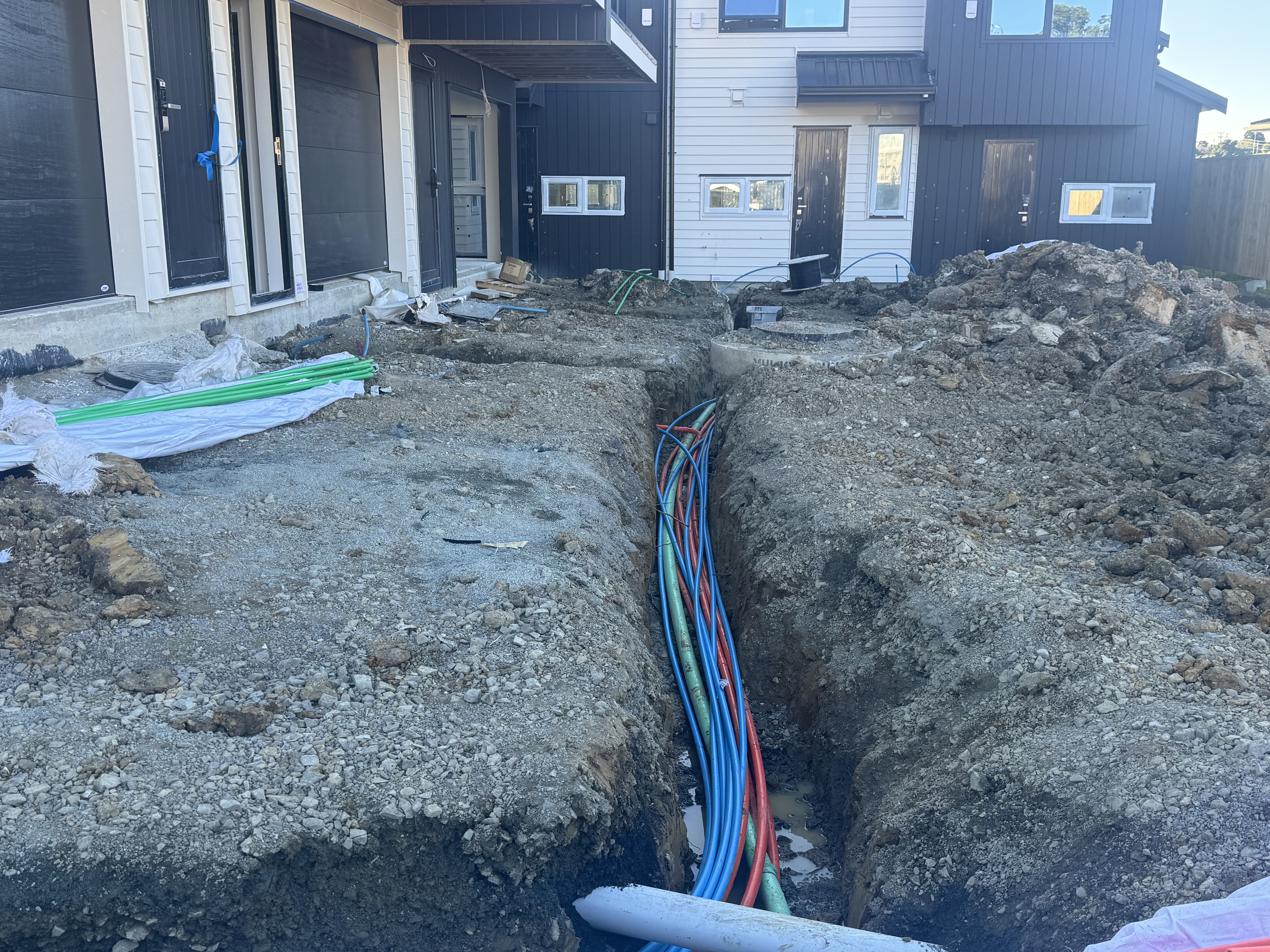 Underground utility services on a SLINE civil project